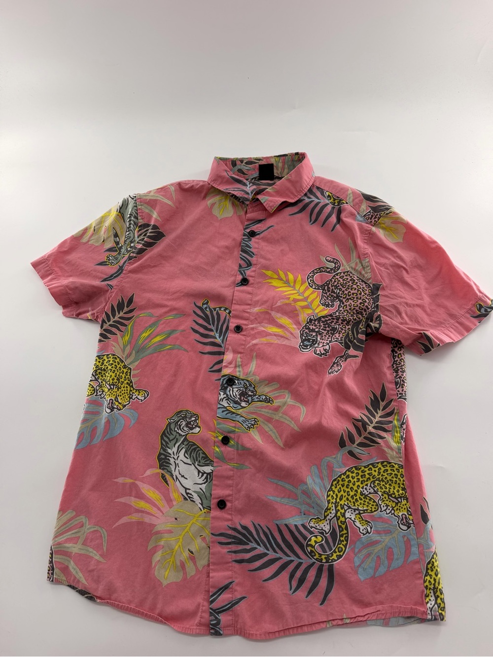 Neff Zumiez Men’s Medium Pink Button Up Shirt Short Sleeve Tropical Tiger Teens